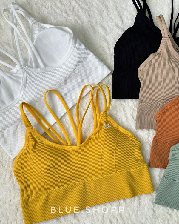 نیمتنه ورزشی زنانه