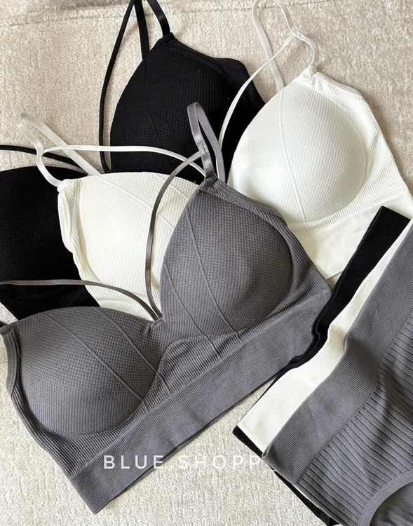 بت نیمتنه وشورت زنانه