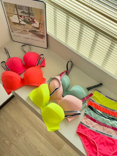 خرید ست لباس زیر زنانه