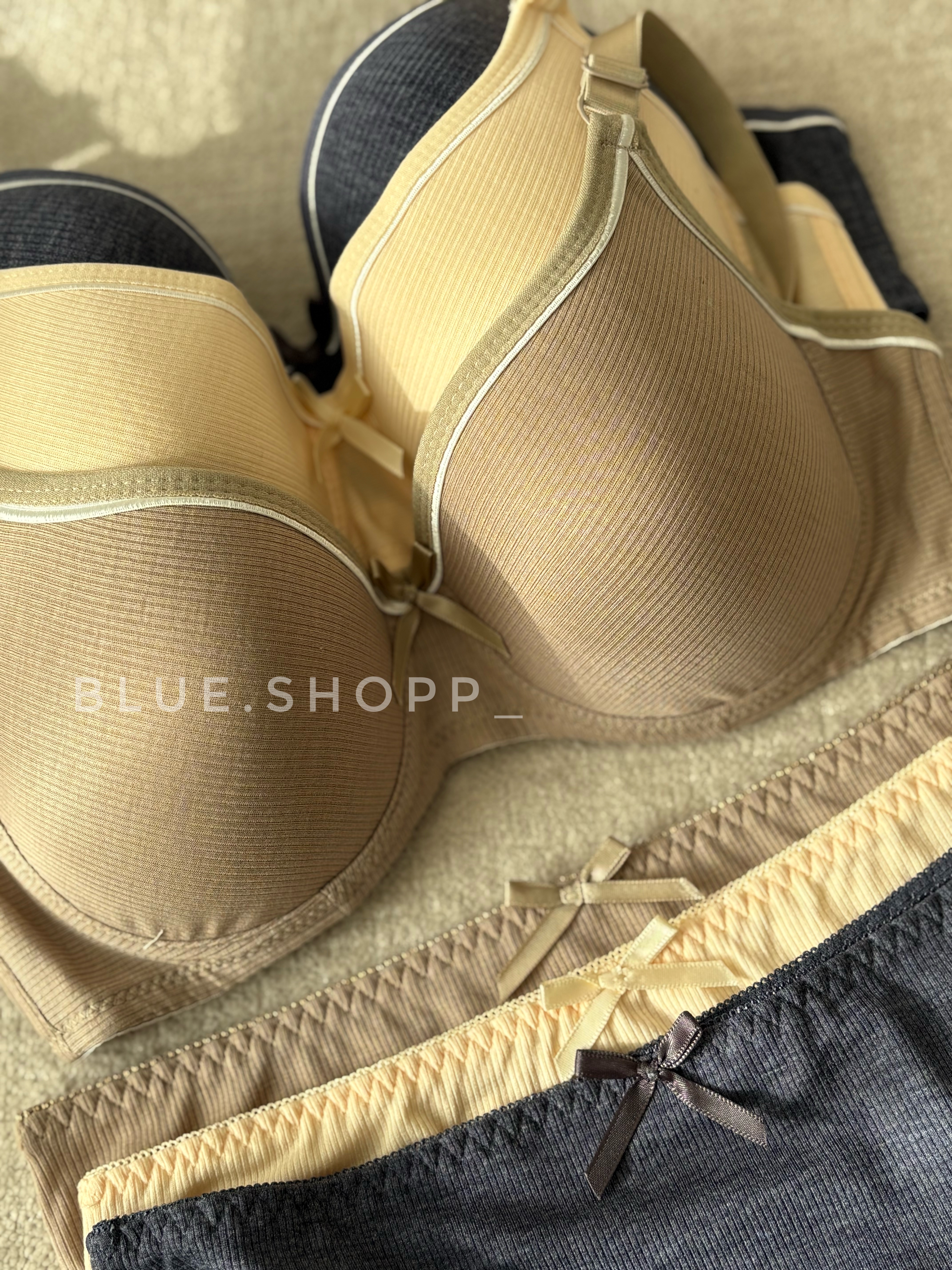 شورت وسوتین اسفنجی