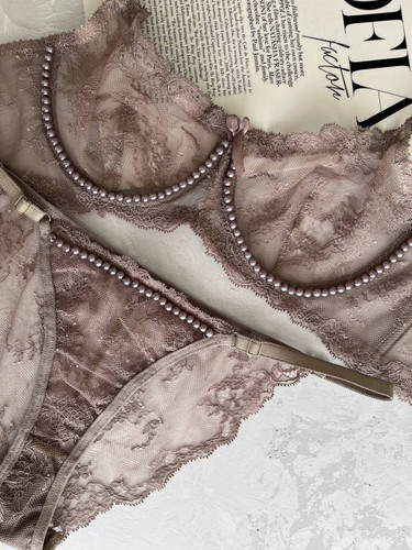 لباس زیر مکسوریا