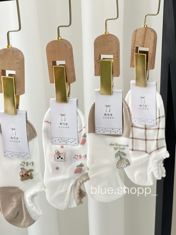 جوراب طرحدار زنانه