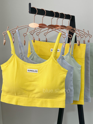 نیم تنه وشورتک باشگاهی