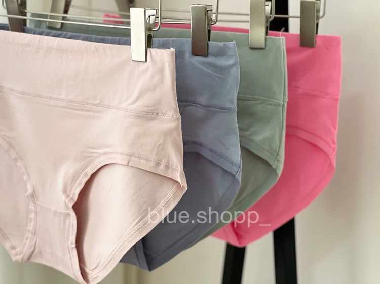 شورت اورجینال زنانه