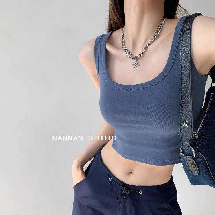 کراپ تاپ نخ پنبه حلقه ای اسپورت کاپ دار زنانه ودخترانه وارداتی/کد ۶۶۹